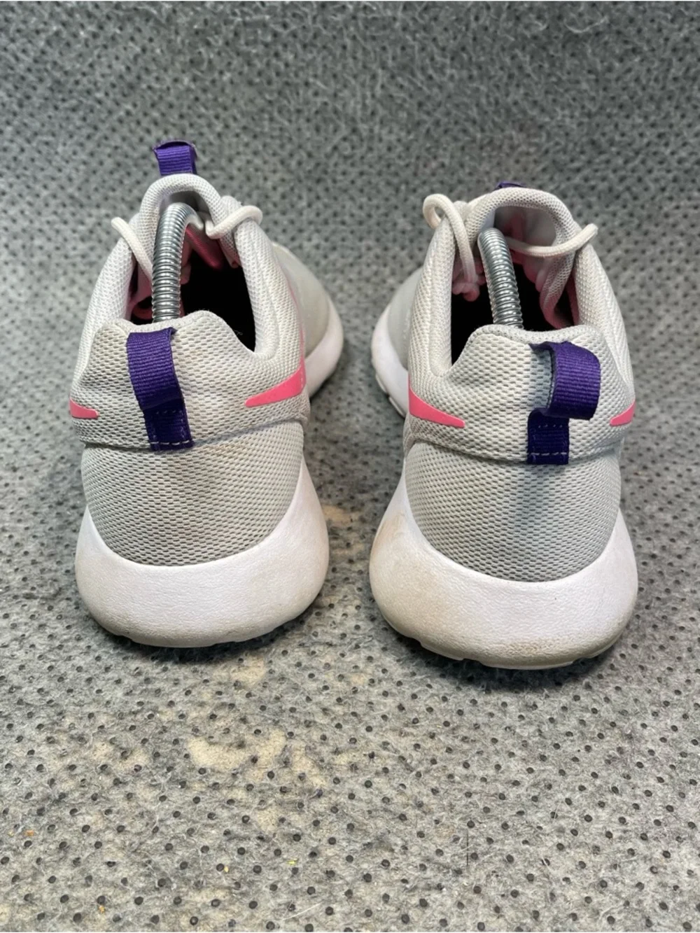 Nike Roshe One Running Shoes Size 10 Women’s